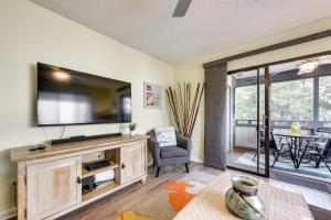 1 Mi to Coast Myrtle Beach Condo with Balconies!