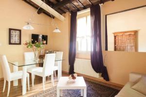 Cortile House