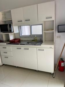 7 Olivos Departamento Interno hasta 5 personas con Pileta compartida