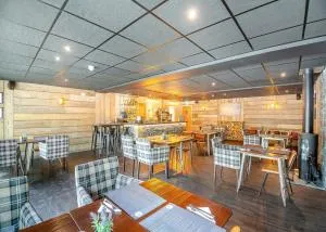 Ogwen Bank Caravan And Lodge Park - 贝塞斯达