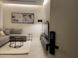 AM Home - living room with one bedroom 7