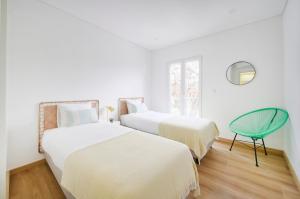 Beachside Modern Flat with AC, By TimeCooler