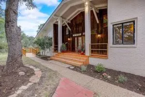 Harmony Pines, Stunning Retreat Center on 25 acres - Flatonia