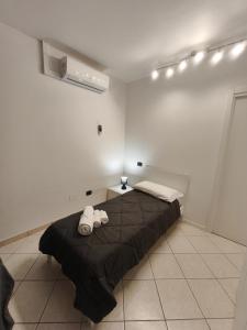 Single Room with Shared Bathroom