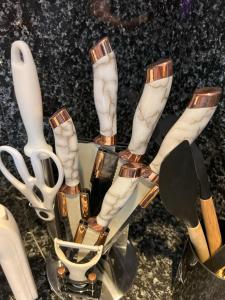 Modern Studio near LRT, MOA & Star City in Pasay