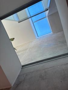 City Centre Rooftop Apartment with Free Secure Parking