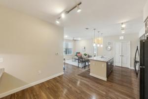 Cullen 3211 I New Construction 2Bd Apt I Gated