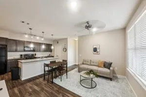 Cullen 5302i Cozy & Spacious I Free Parking I Gym - 皮尔兰