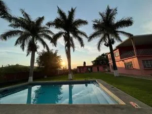 Casa España Pool and Garden - Jantetelco