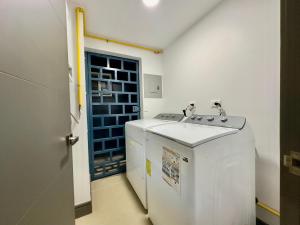 2 Story Condo TJ 3BDR 3BR