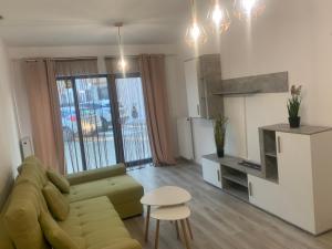 Coresi Mall Galaxy Residence