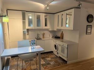 Apartament TOKIO przy rynku ul Leśna bezobsługowe zameldowanie, Parking