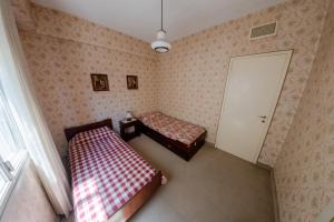 Check and Home - Sacoa II - 7 Huéspedes en la Peatonal a 300mts de la Playa