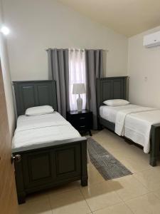 GEM Haven- A Luxurious,Modern Double King Bed Hideaway