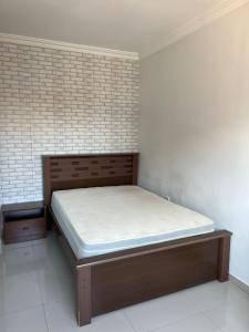 Casa azul alto padrão