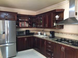 Casa Belén, Amplia, con Garaje y zona de trabajo