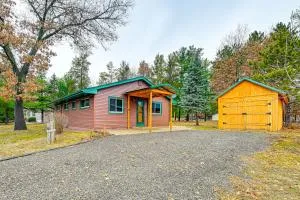 Canal-Front Cabin Dock and Fire Pit in New Lisbon - Mauston