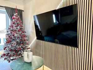 City Central Loft with Parking 