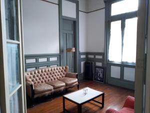 Calida habitacion edificio historico