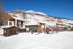 Studio Valleverde - Ski in Ski Out - Happy Rentals