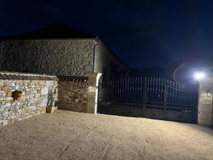 Maisons de vacances Maison de charme avec piscine chauffee : photos des chambres
