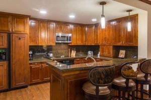 Aspen Ritz Carlton 2 Bedroom Residence Club Condo