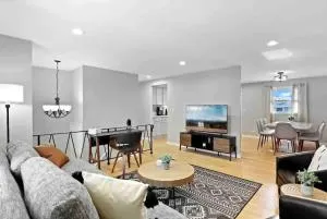 Tranquility 4BR Schaumburg - Roselle