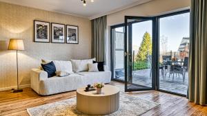 Apartament z prywatnym jacuzzi - Źródło Izery przy gondoli VIP Sauna, Siłownia, Bawialnia by Royal Aparts