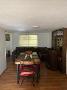 Casa Niwa koi Entre Peces en Paine