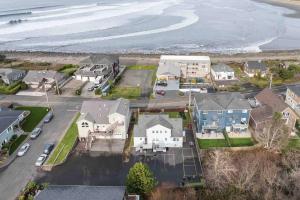 Surf and Sand Dollars