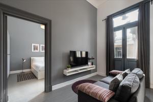 grey l studio apartments Corniche Alexandria Little Venice