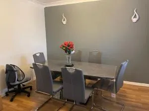 Luton Serviced Accommodation - Barton in the Clay