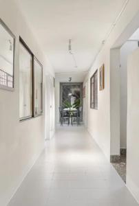 El Poblado 4 Bedrooms 3 Baths Terrace Privacy