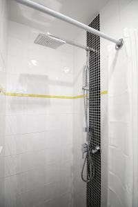 Hotels Hotel des Pyrenees : photos des chambres