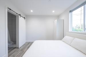 Shared Apartment with private Room&bath