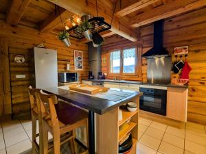 Chalet tout confort en bois, Wifi, Animaux admis - FR-1-589-756