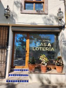 Casa Lotería -Pueblito Sayulita- Colorful, Family and Relax Experience with Private Parking and Pool