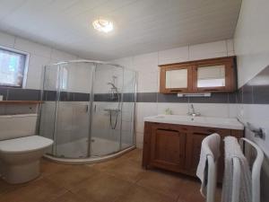 Maisons de vacances Cottage in Vezac near Forest and Lake : photos des chambres