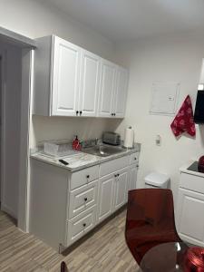 Villa Clara Red-Little Havana