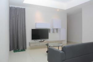 Wonderful 2BR The Mansion Kemayoran Apartment near JIEXPO By Travelio