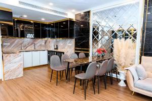 FLC QUY NHƠN-Khách Sạn Trung Tâm Thành Phố-View Biển- Hồ Bơi 4 Mùa