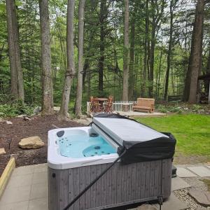 Pet Friendly Creekside Cabin Kooser St Park