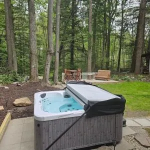 Pet Friendly Creekside Cabin Kooser St Park - Laughlintown