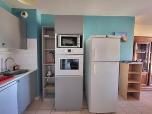 Appartements Appartement 2 pers a St Brevin les Pins, 50m plage, balcon, parking, proche commerces - FR-1-364-163 : photos des chambres