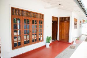 Surf Hostel Hiriketiya