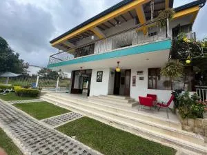 Casa de descanso en mesitas del colegio VILLA LUZ - Cachipay