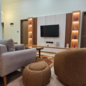 3 Bedroom House Near Grand Batam Mall