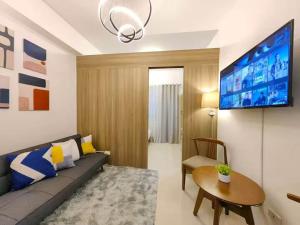 1-bedroom with balcony