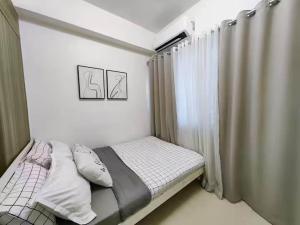 1-bedroom with balcony