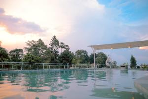 Anaira Glamping & Resort